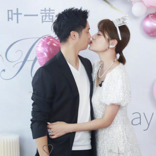 吸甲醛的东西