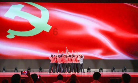 “小偷”！快过年了，劝你们善良！