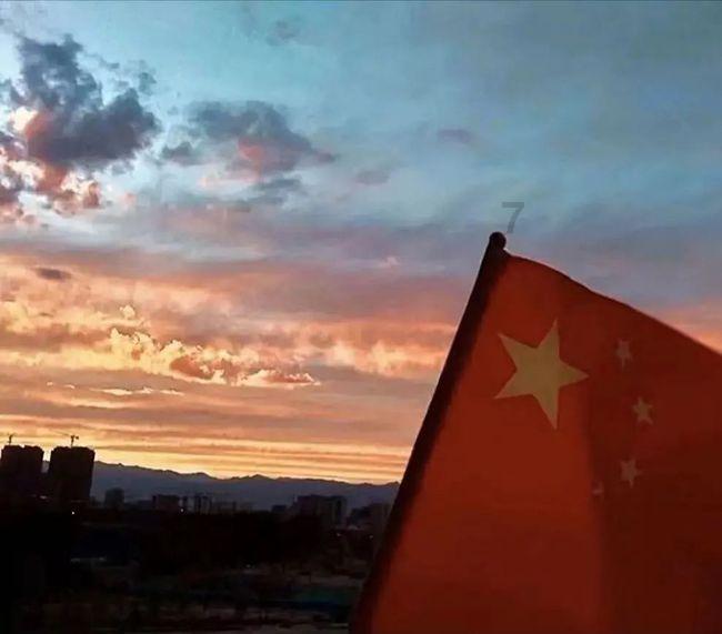 什么阶段谈恋爱最好呢？游戏画面
