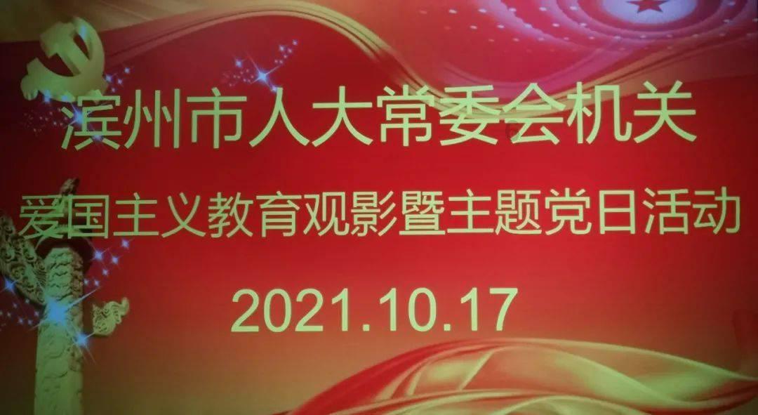 逃离森林湖畔