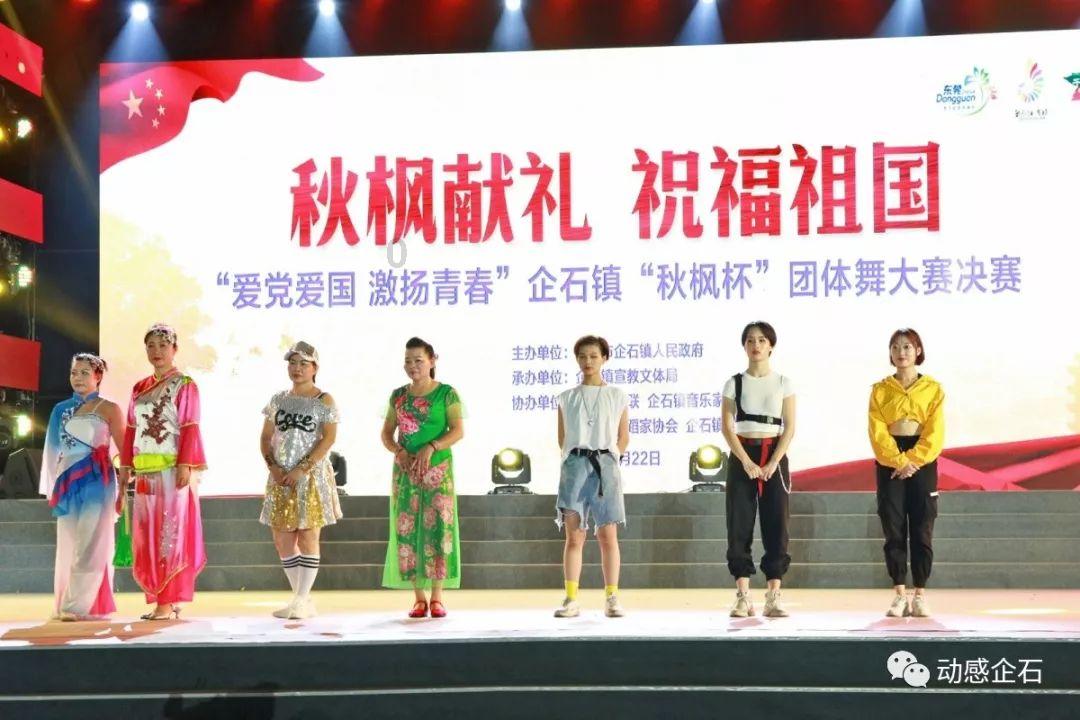 男人会喜欢比自己大10岁的女人吗游戏画面