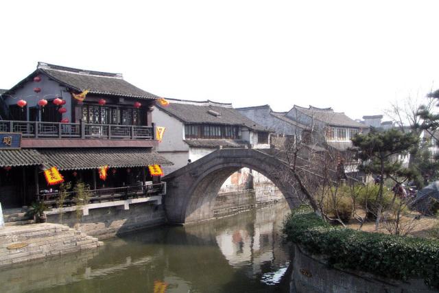 小兔子大冒险