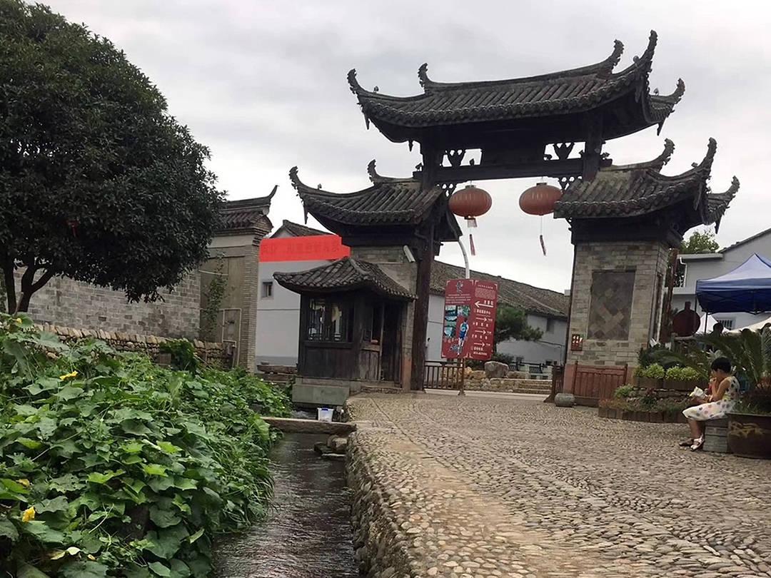 永川区红旗小学三年级黎宸铭同学简历