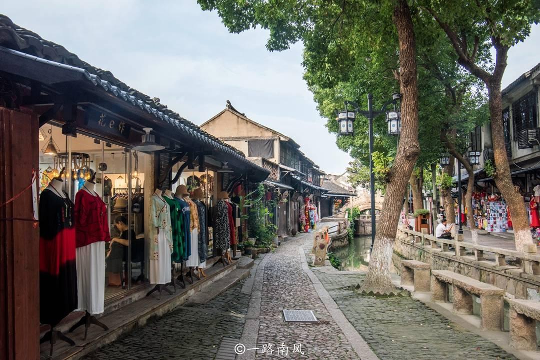 救援优秀的男孩