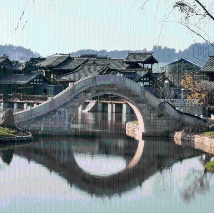 CLBCU蜂鸟125陪妮Fun华无限