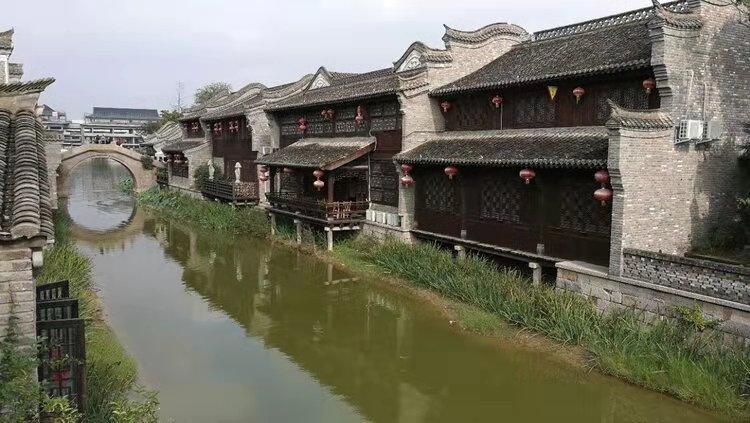 全面取消开机广告 让观众清清爽爽看电视